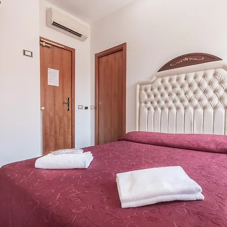 Foro Imperatori 3* Рим