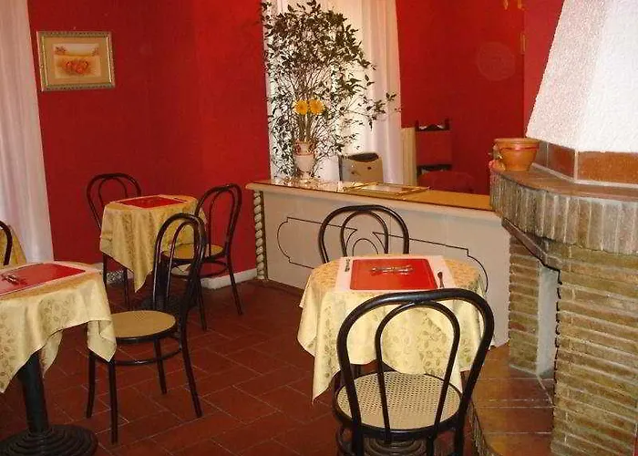 Ξενοδοχείο Foro Imperatori 3*