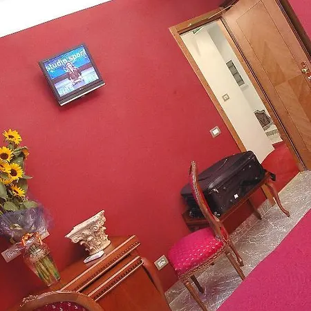 Hotell Foro Imperatori