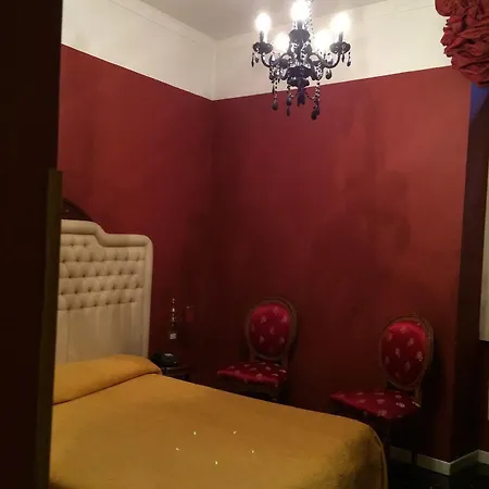 호텔 Foro Imperatori 3*